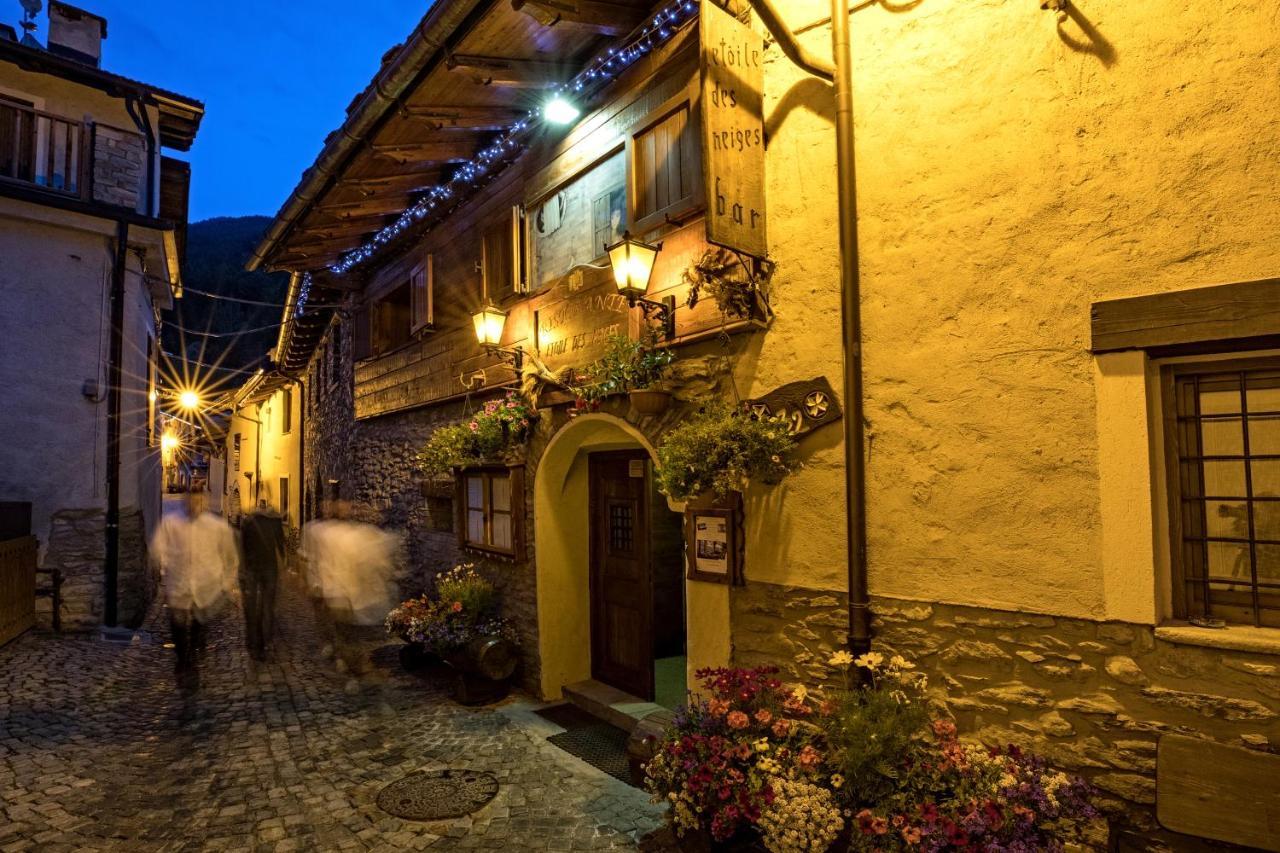 Etoile Des Neiges Hotel Oulx Kültér fotó